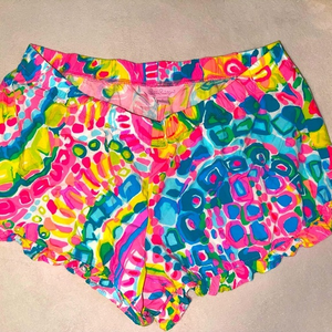 Lilly Pulitzer Shorts‎